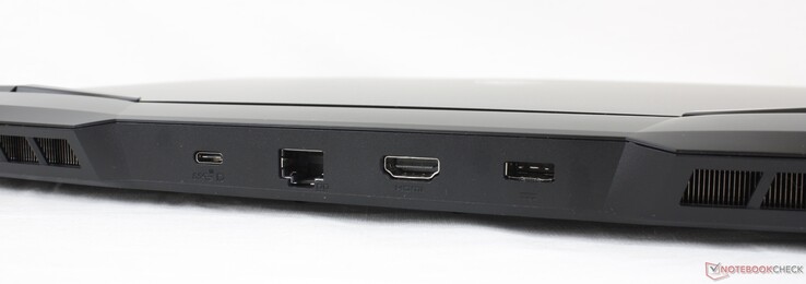 Parte trasera: USB-C 3.2 Gen. 2, RJ-45 a 2,5 Gbps, HDMI 2.0, adaptador de CA