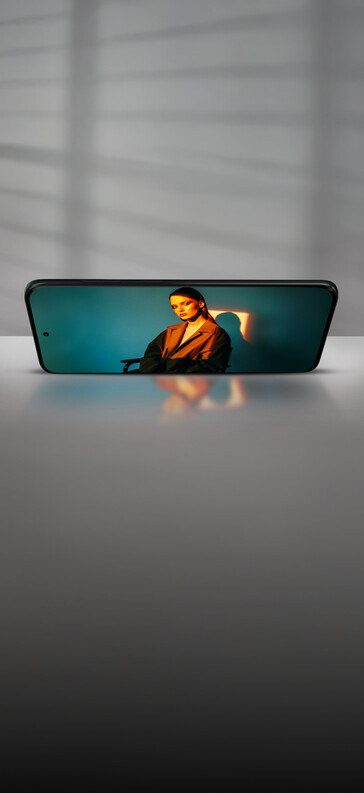 Se filtra una imagen promocional de Edge 70 Fusion