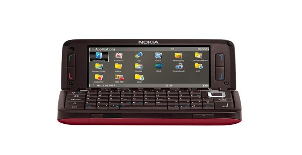 Cuando se abre, el Nokia E90 Communicator parece un ordenador en miniatura. (Fuente de la imagen: Nokia)