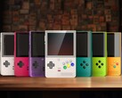 La Retroid Pocket Classic es una consola portátil de juegos Android con un diseño similar al de la Game Boy Color. (Fuente de la imagen: Retroid)