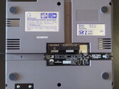 El NES Hub amplía la versatilidad de la NES con la compatibilidad con mandos Bluetooth. (Fuente de la imagen: RetroTime)