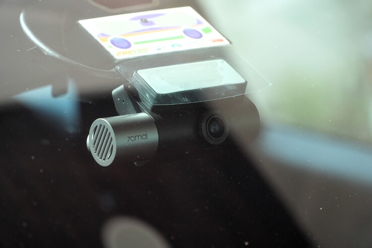 La 70mai 4K T800 admite grabación de emergencia en buffer (Fuente de la imagen: Abhinav Fating/Notebookcheck)