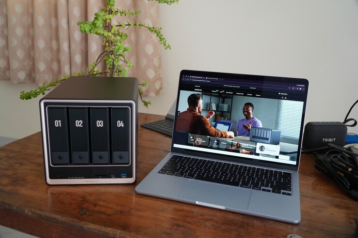 El Ugreen NASync DXP4800 GT funciona con el sistema operativo UGOS Pro