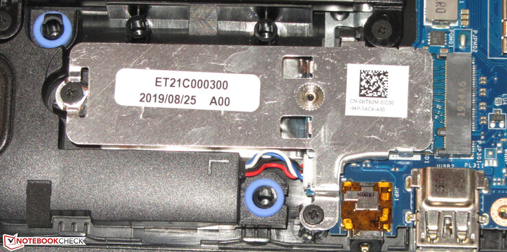 Dell instala un SSD M.2-2230. Como alternativa, también se pueden utilizar los modelos M.2-2280