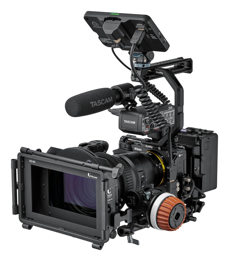 La cámara de cine Nikon ZR puede equiparse completamente para que los profesionales del cine la utilicen en los platós de rodaje. (Fuente de la imagen: Nikon)