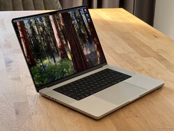 Apple MacBook Pro 16 (fuente de la imagen: Notebookcheck)