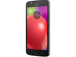 En análisis: Lenovo Moto E4. Modelo de pruebas cortesía de Lenovo Alemania.