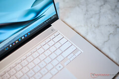 Altavoces del Asus ZenBook S16 (imagen vía Notebookcheck)