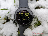 Google ha mantenido desactivado el sensor de SpO2 del Pixel Watch hasta ahora. (Fuente de la imagen: NotebookCheck)
