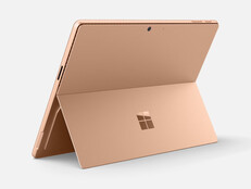 El Surface Pro 12 en color Dune.