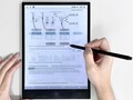 Las pantallas de papel electrónico podrían utilizarse para las pantallas secundarias de los dispositivos plegables de Apple. (Fuente de la imagen: Hexus)