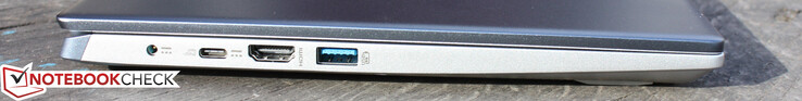 Izquierda: adaptador de CA (enchufe de barril), USB Tipo-C 3.1 con PD y DisplayPort, HDMI, USB-A 3.1
