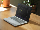 El Surface Laptop Studio finalmente soporta una tasa de refresco dinámica, 8 meses después de su llegada. (Fuente de la imagen: Microsoft)