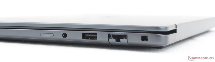 Derecha: ranura para tarjeta Nano-SIM (opcional), conector para auriculares de 3,5 mm, USB-A 3.2 Gen. 1 (5 Gbps), RJ-45 (1 Gbps), Noble Lock