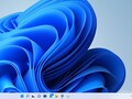 Las próximas builds de Windows 11 podrían mostrar una marca de agua en el hardware no compatible. (Fuente de la imagen: Windows Latest)