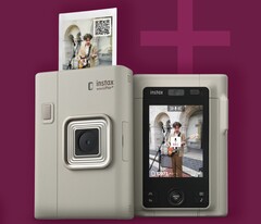 La cámara instantánea híbrida Fujifilm Instax LiPlay+ puede imprimir collages fotográficos utilizando imágenes tomadas con sus cámaras frontal y trasera. (Fuente de la imagen: Fujifilm)