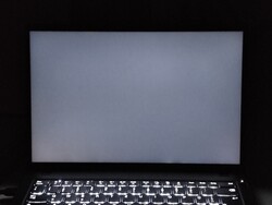 Sangrado de la retroiluminación (se muestra mejorado aquí)