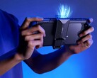 Jsaux enfría la Nintendo Switch 2 con un ventilador externo (Fuente de la imagen: Jsaux)