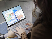 El Surface Laptop Go 3 debería ser más potente y eficiente que su predecesor, en la imagen. (Fuente de la imagen: Microsoft)