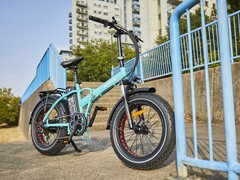 La bicicleta eléctrica Mycle Charge con neumáticos gruesos tiene una autonomía de hasta 65 km. (Fuente de la imagen: Mycle)