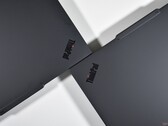 El Lenovo ThinkPad T14 Gen 6 y el Lenovo ThinkPad T14 Gen 7.