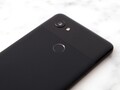 El Pixel 2 XL es compatible con Android 12 a través de ProtonAOSP. (Fuente de la imagen: Charles Deluvio)