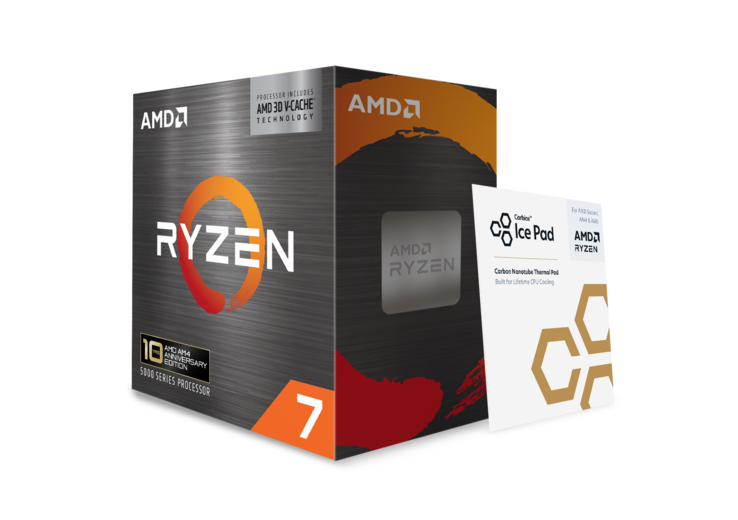 AMD Ryzen 7 5800X3D con una almohadilla térmica que viene incluida con la CPU.