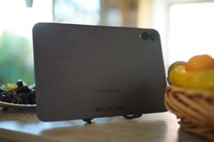 La Teclast T65 es bastante grande y ofrece bastantes funciones que suelen encontrarse en tabletas mucho más caras