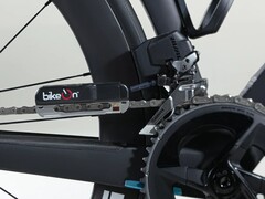 CycleClick puede montarse directamente en la cadena de la bicicleta. (Fuente de la imagen: BikeOn)