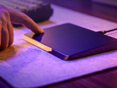 Un nuevo trackpad está actualmente disponible con descuento. (Fuente de la imagen: Hyper Products Inc.)
