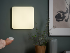 El panel de luz LED de pared JETSTRÖM de IKEA ya está a la venta en Europa. (Fuente de la imagen: IKEA)