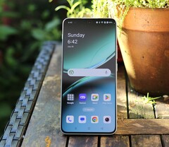 El OnePlus Nord 5 tendrá un SoC Qualcomm como el OnePlus Nord 4 que se muestra aquí (fuente de la imagen: Notebookcheck)