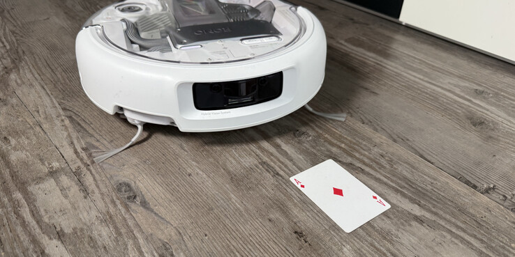 La detección de obstáculos de la DJI Romo P funciona excelentemente en la prueba