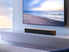 La barra de sonido TH-WD05 de JVC Kenwood ofrece un sonido envolvente y diálogos nítidos con altavoces de conos de madera. (Fuente de la imagen: JVC Kenwood)