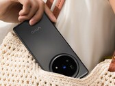 Se rumorea que el Vivo X Fold5 estará impulsado por un Snapdragon 8 Gen 3. (Fuente de la imagen: Vivo)