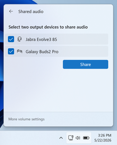 Selección de dos dispositivos Bluetooth LE Audio compatibles desde el menú de configuración.
