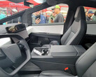 Interior del Tesla Cybertruck con asientos ventilados (imagen: Greggertruck)