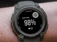 El Instinct E y el Instinct 3 ya no deberían bloquearse cuando las actividades dirigidas por GPS están activas. (Fuente de la imagen: Garmin)