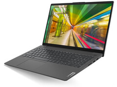 Lenovo IdeaPad 5 15IIL05 Review: Buen rendimiento y una larga duración de la batería, gracias a la batería de 70 Wh.