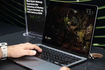 Mito negro: Wukong ejecutándose a través de GFN en un MacBook Air Apple