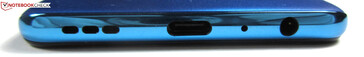 Parte inferior: Altavoz, USB-C 2.0, micrófono, conector de audio de 3,5 mm