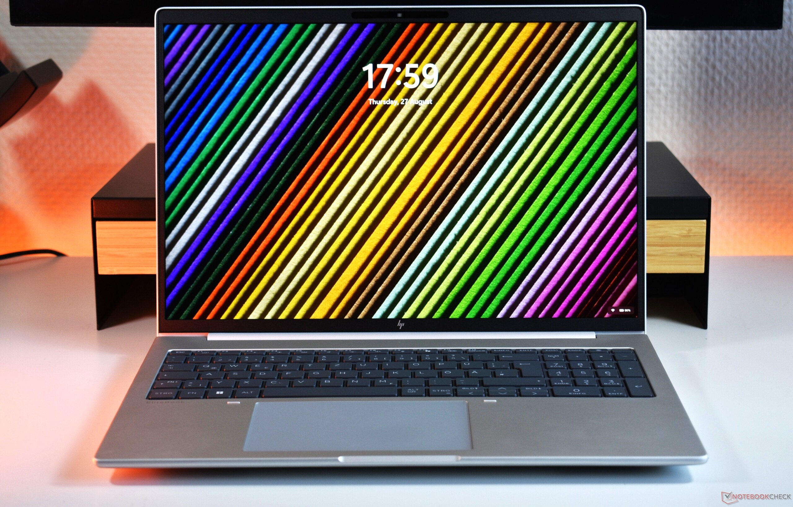 El HP EliteBook 8 G2a 16