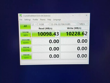 Rendimiento del controlador Phison E26 en CrystalDiskMark. (Fuente de la imagen: Tom's Hardware)