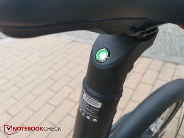 Encienda la bicicleta aquí, seguido de la pantalla