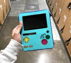 El BMO de Hora de Aventuras funciona con RetroPie. (Fuente de la imagen: Lazuardi Rinaldi)