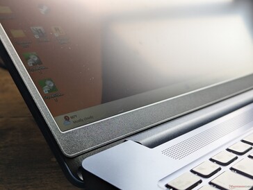 Pantalla táctil disponible sin opciones de brillo o cristal