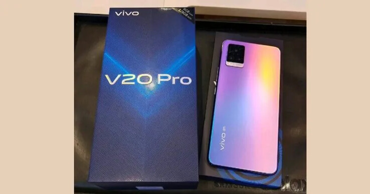 El supuesto panel trasero del Vivo V20 Pro. (Fuente: Twitter a través de MySmartPrice)