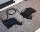 Trackpad ZSA Navigator con teclado Voyager