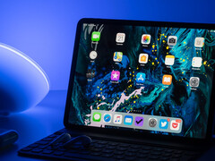 Apple lleva años intentando acortar distancias entre iPadOS y macOS. (Fuente de la imagen: Daniel Korpai - Unsplash)