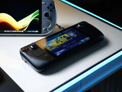 Una Steam Deck que muestra la pantalla de inicio de SteamOS descansa sobre un escritorio blanco resplandeciente junto a varios PC portátiles para juegos basados en Windows, incluidos los dispositivos ASUS ROG Ally y Ayaneo. (Fuente de la imagen: Notebookcheck)